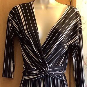 EUC Express Black & White Jumpsuit  Size:  XXS